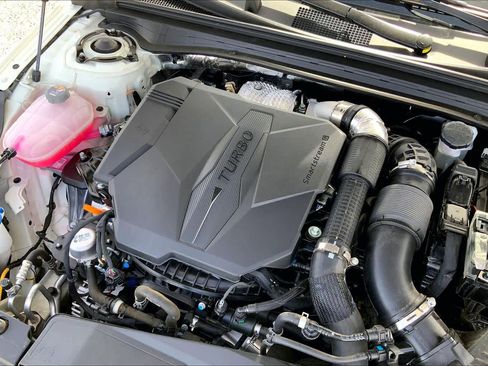 Certified 2026 Kia K5 GT w/ GT1 Package image 35