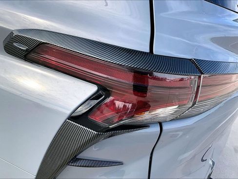 Used 2024 Toyota Sienna XLE Woodland Edition image 38