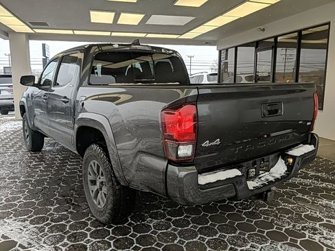 Used 2023 Toyota Tacoma SR5 w/ Technology Package image 9