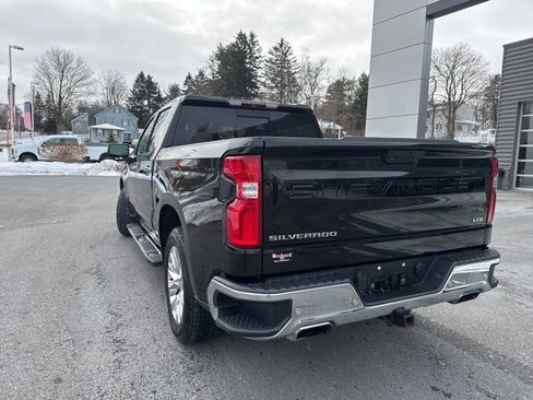 Used 2019 Chevrolet Silverado 1500 LTZ w/ LTZ Premium Package image 7