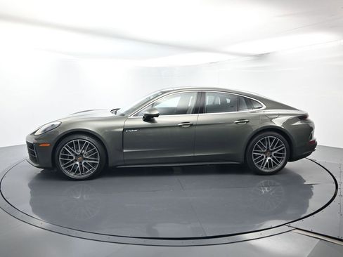 Used 2025 Porsche Panamera 4S image 2