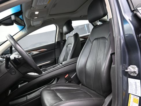 Used 2014 Lincoln MKZ AWD image 15