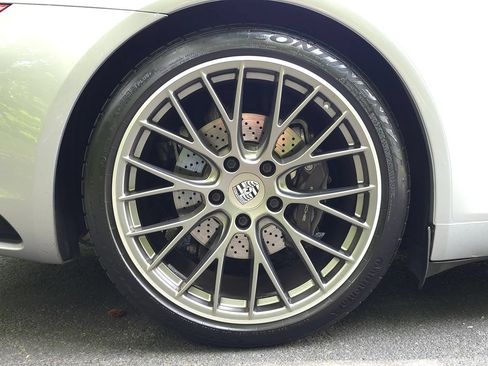 Used 2018 Porsche 911 Carrera RWD image 50