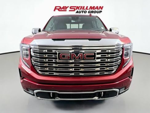 Used 2022 GMC Sierra 1500 Denali AWD/4WD image 2