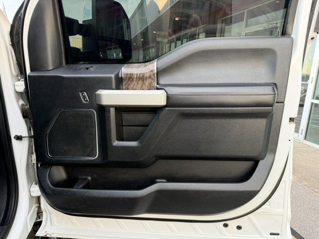Used 2018 Ford F350 Lariat w/ Chrome Package AWD/4WD image 25