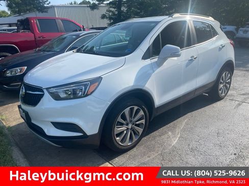 Used 2019 Buick Encore Preferred FWD image 1
