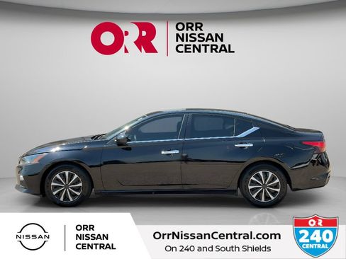 Used 2022 Nissan Altima 2.5 S FWD image 8