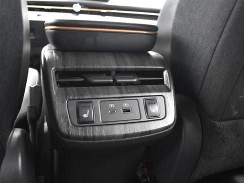 Used 2023 Nissan Ariya FWD image 33