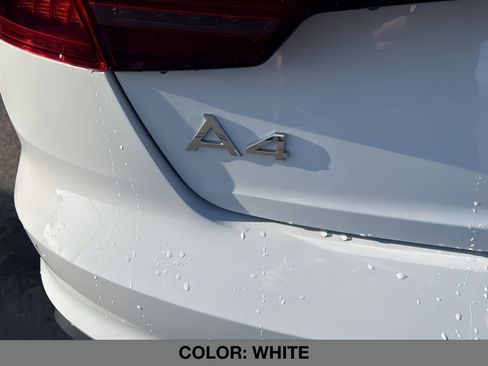 Used 2022 Audi A4 2.0T Premium w/ Convenience Package image 9