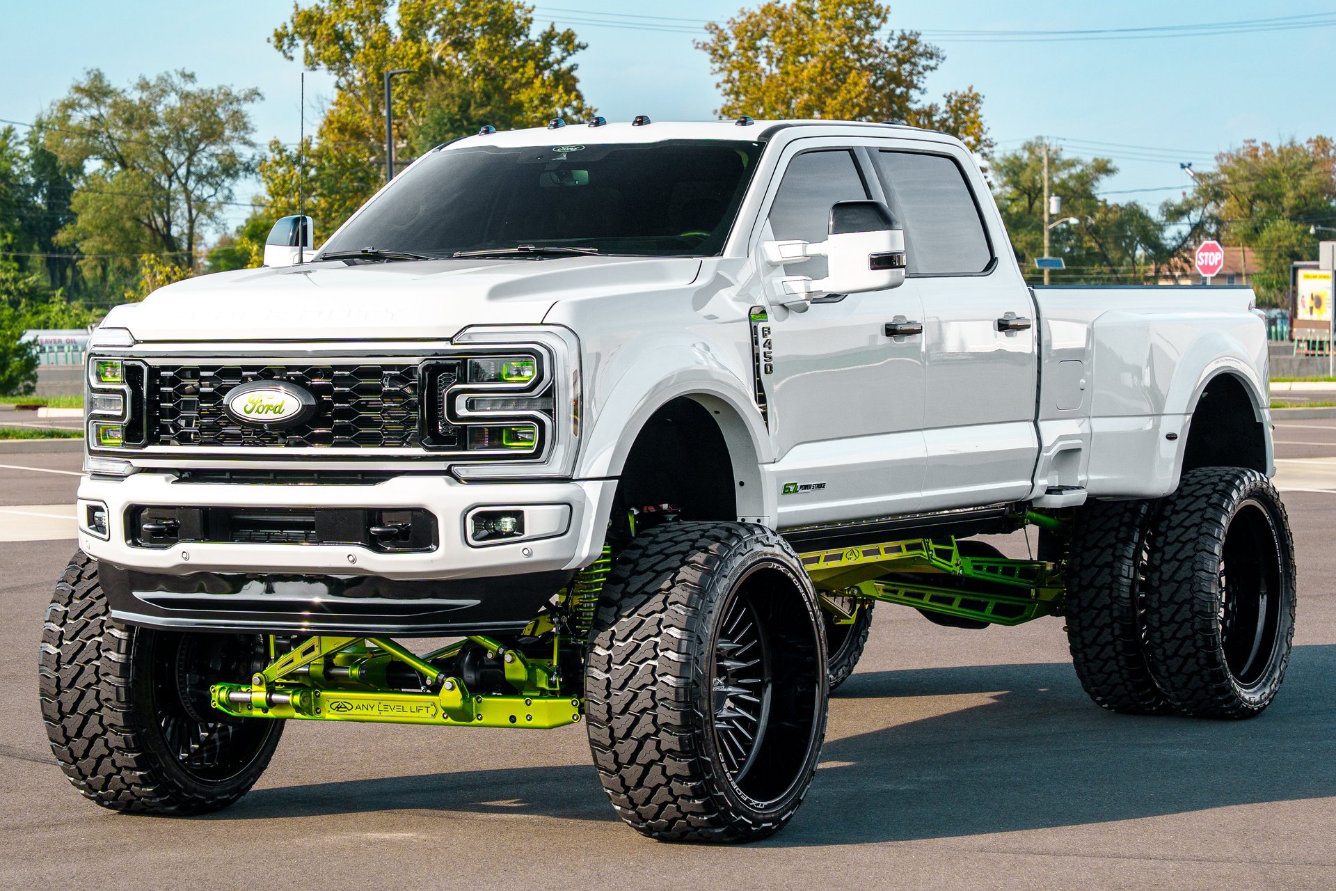 Used 2026 Ford F450 Platinum w/ Platinum Plus Package AWD/4WD image 9