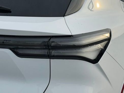 New 2026 Chevrolet Equinox EV LT image 21