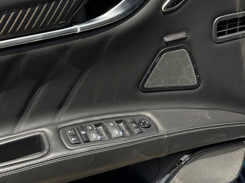 Used 2021 Maserati Ghibli Trofeo RWD image 14