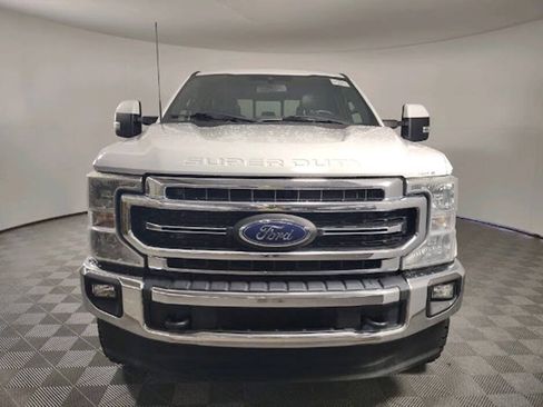 Used 2022 Ford F250 Lariat w/ Lariat Value Package AWD/4WD image 9
