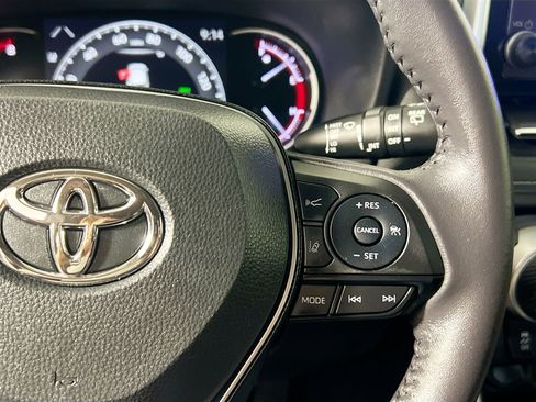 Used 2024 Toyota RAV4 XLE Premium FWD image 19