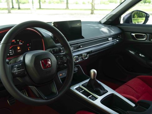 Used 2023 Honda Civic Type R image 18