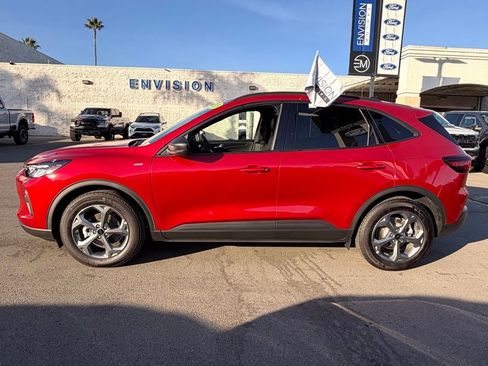 Certified 2025 Ford Escape ST-Line w/ Equipment Group 301A image 5