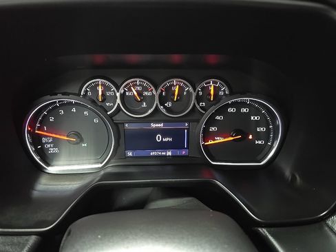 Used 2021 Chevrolet Tahoe Z71 w/ Z71 Signature Package AWD/4WD image 25