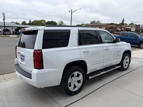 Used 2018 Chevrolet Tahoe LT w/ LT Signature Package AWD/4WD image 5