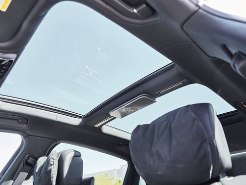 Used 2021 Mercedes-Benz Maybach S 580 4MATIC image 49