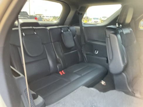 Used 2025 Ford Explorer ST AWD/4WD image 17