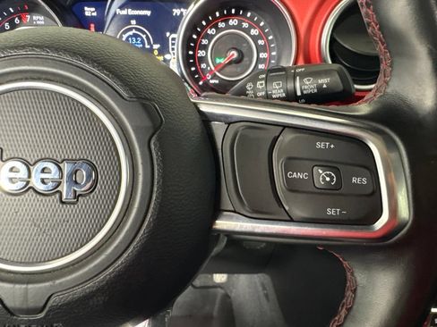 Used 2020 Jeep Wrangler Unlimited Rubicon AWD/4WD image 18