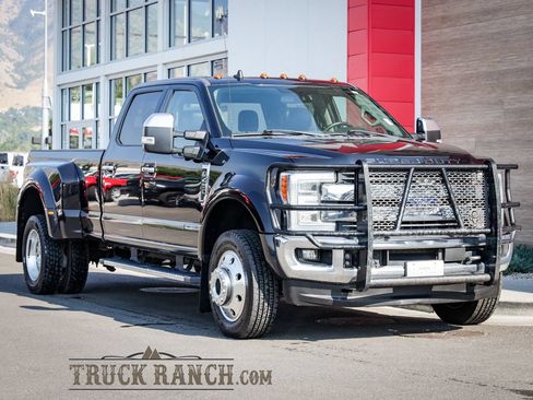 Used 2019 Ford F450 Lariat w/ Lariat Ultimate Package AWD/4WD image 1