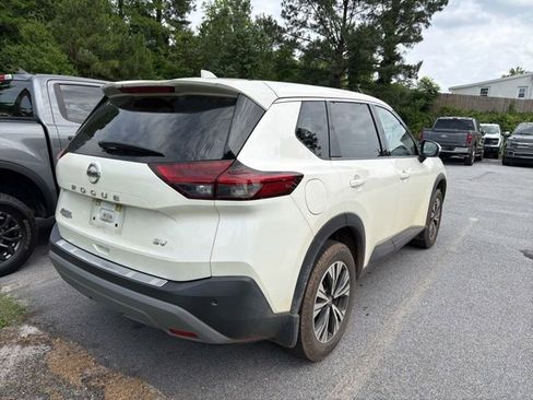 Used 2021 Nissan Rogue SV FWD image 7