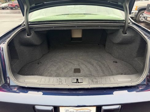 Used 2009 Cadillac DTS w/ Trunk Convenience Package FWD image 12
