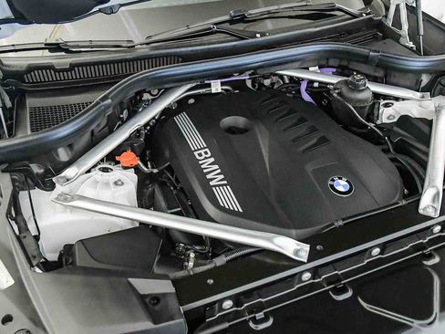 Used 2026 BMW X5 sDrive40i w/ Climate Comfort Package image 27