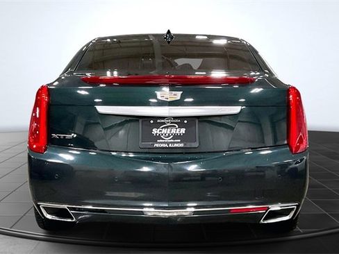 Used 2016 Cadillac XTS Luxury image 4