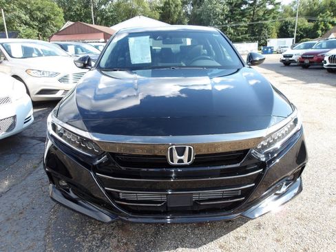 Used 2022 Honda Accord Sport image 9