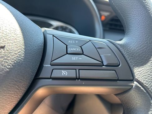 New 2025 Nissan Kicks Play S image 20