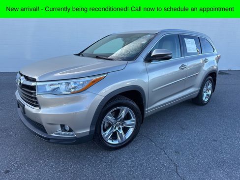 Used 2016 Toyota Highlander Limited image 1