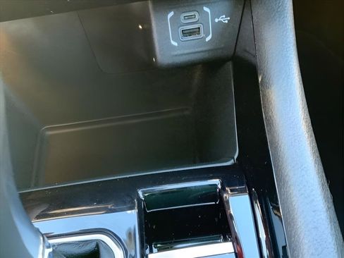 New 2026 Jeep Compass Latitude image 26