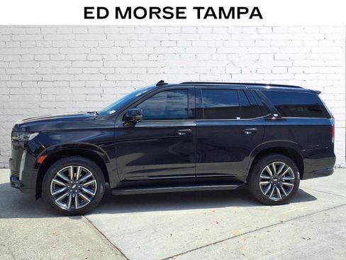 Used 2022 Cadillac Escalade Sport image 2