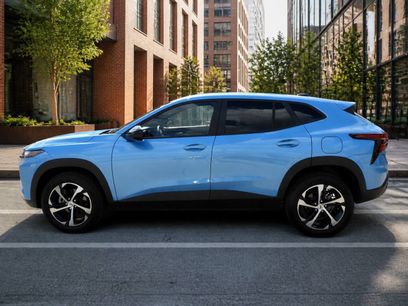 Used 2025 Chevrolet Trax RS w/ Driver Confidence Package