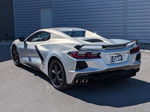 Used 2023 Chevrolet Corvette Stingray Preferred Conv w/ Z51 Performance Package RWD image 7