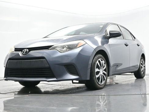 Used 2014 Toyota Corolla LE image 40