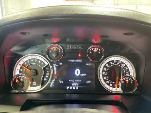 Used 2017 RAM 2500 Laramie w/ Convenience Group AWD/4WD image 16