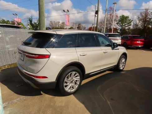 Certified 2024 Lincoln Corsair FWD image 8