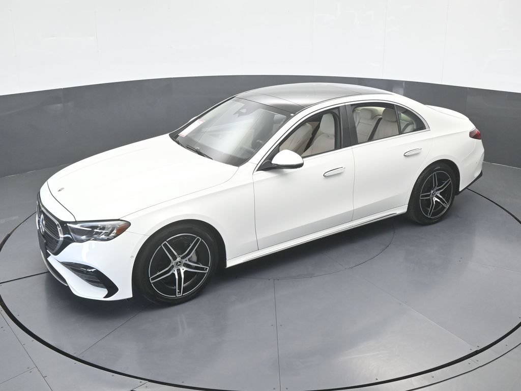 Used 2025 Mercedes-Benz E 350 Sedan w/ Winter Package image 60