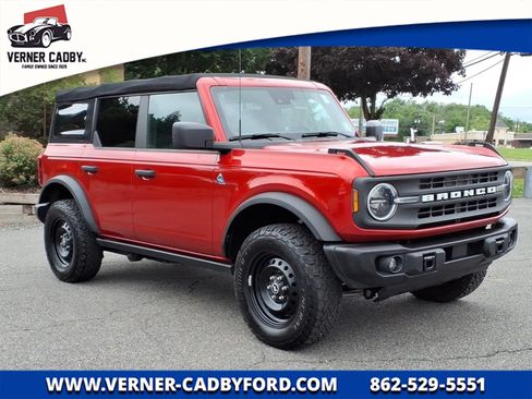 Certified 2022 Ford Bronco Black Diamond AWD/4WD image 1