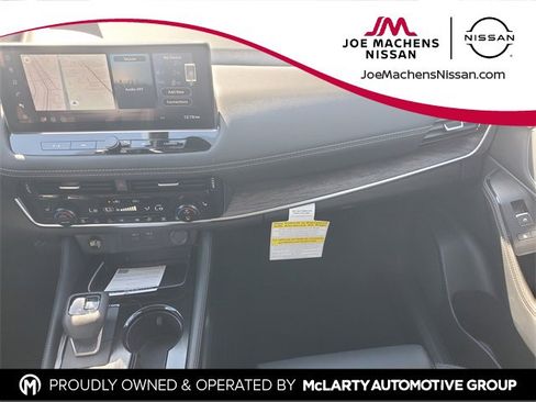 New 2026 Nissan Rogue Platinum w/ Platinum Premium Package image 17