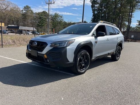 Used 2024 Subaru Outback Wilderness AWD/4WD image 2