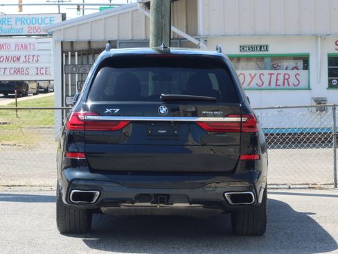 Used 2019 BMW X7 xDrive50i w/ M Sport Package AWD/4WD image 7