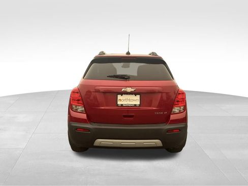 Used 2015 Chevrolet Trax LT w/ LT Plus Package FWD image 5
