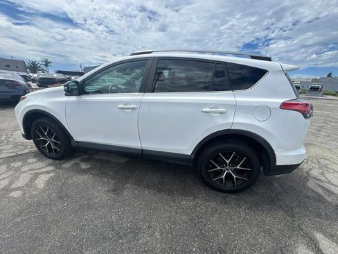 Used 2017 Toyota RAV4 SE w/ Advanced Technology Package FWD image 13