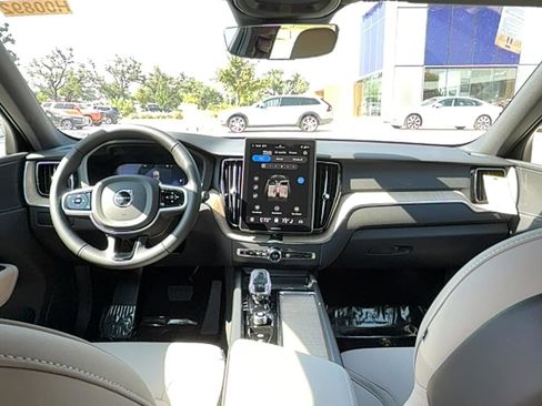 Used 2026 Volvo XC60 B5 Plus w/ Protection Package Premier AWD/4WD image 17