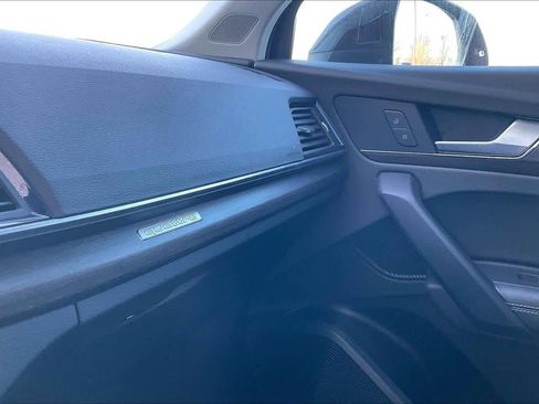 Used 2023 Audi Q5 2.0T Premium Plus w/ Premium Plus Package image 29