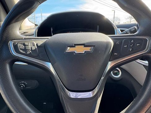 Used 2019 Chevrolet Equinox LS image 13